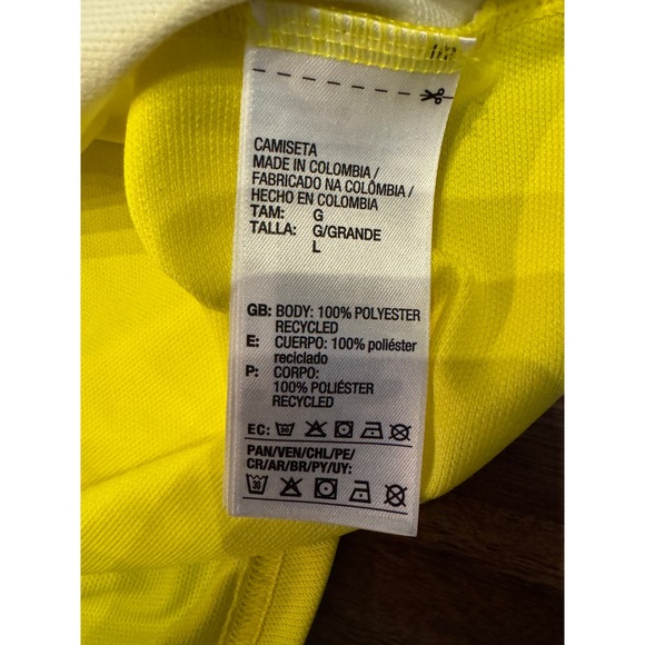 Adidas Colombia Soccer Jersey Yellow Short Sleeve Climalite Football Shirt |P1 - Picture 8 of 8